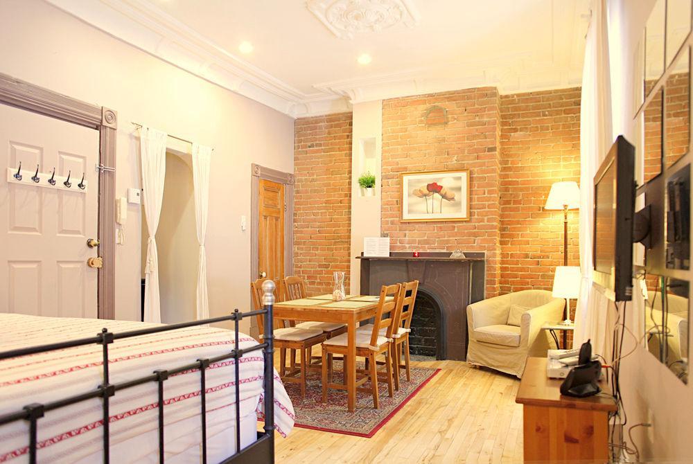 Gite University Bed And Breakfast Montréal Esterno foto