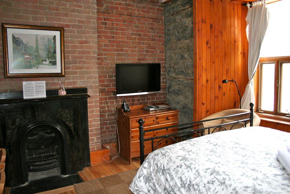 Gite University Bed And Breakfast Montréal Esterno foto
