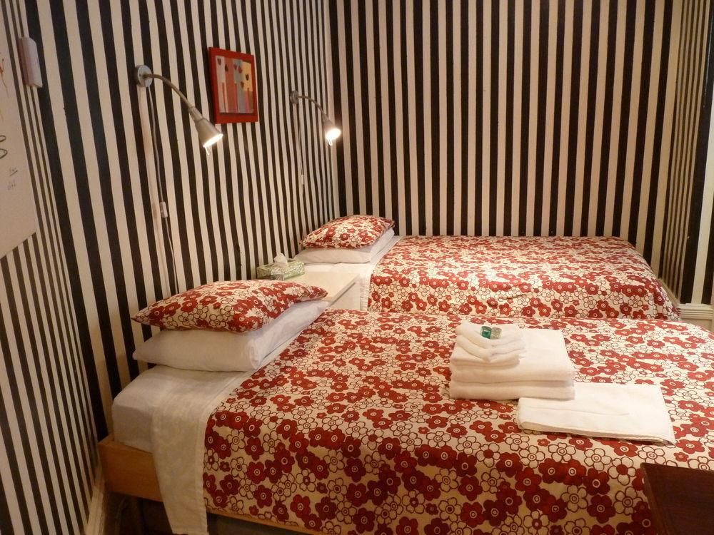 Gite University Bed And Breakfast Montréal Esterno foto