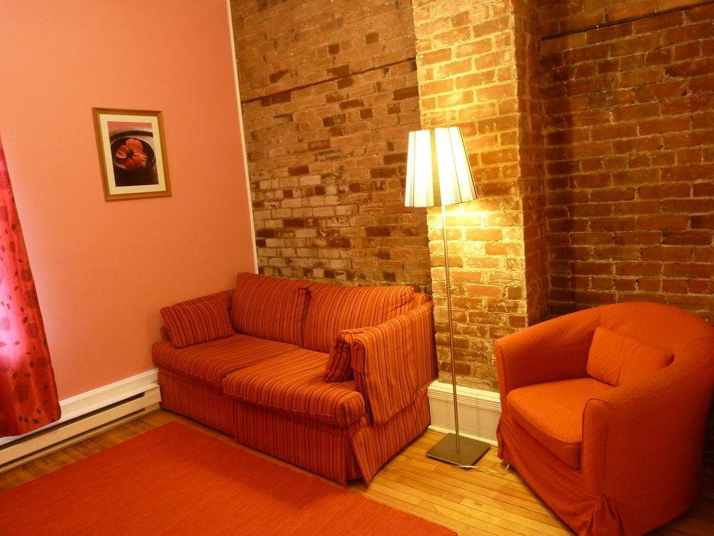 Gite University Bed And Breakfast Montréal Esterno foto